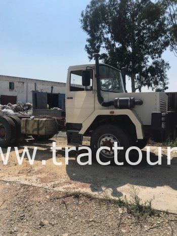 À vendre Tracteur routier Iveco Magirus complet