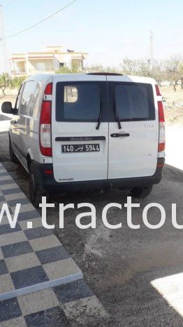 À vendre Utilitaire fourgon Mercedes Vito 109 CDI complet
