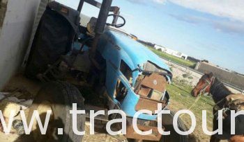 À vendre Tracteur Landini Atlas 75 avec semi-remorques agricoles benne et citerne complet