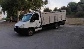 À vendre Camion plateau avec ridelles Iveco Daily 35c15 complet