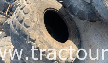 Vente et achat des pneus génie civil et BTP 23.5/25 + 23.1/26 complet