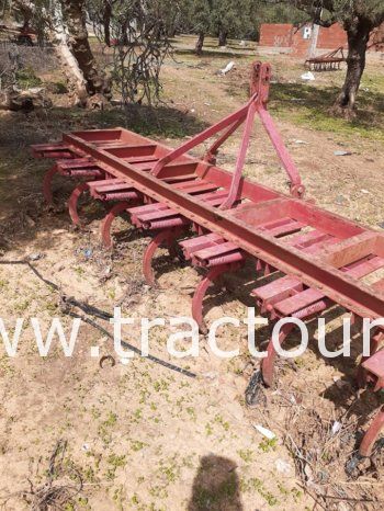 À vendre Canadienne à ressorts 13 dents Fieldking complet
