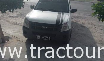 À vendre Camionnette 2 portes avec benne Isuzu D-max 2.5 TD Khalij complet