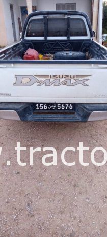 À vendre Camionnette 2 portes avec benne Isuzu D-Max 2.5 TD Khalij complet
