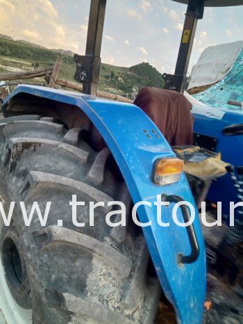 À vendre Tracteur New Holland TD80 complet