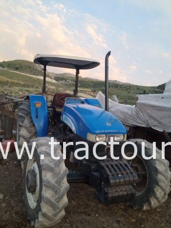 À vendre Tracteur New Holland TD80 complet