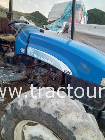 À vendre Tracteur New Holland TD80 complet