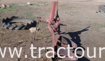 À vendre Charrue à 2 socs complet
