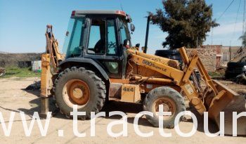 À vendre Tractopelle Case 580 Super LE complet