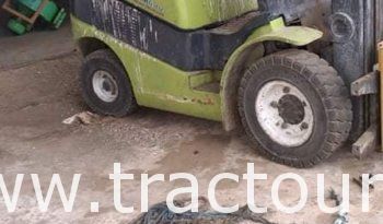 À vendre Chariot élévateur à gaz Clark 3 Tonnes complet
