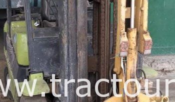 À vendre Chariot élévateur à gaz Clark 3 Tonnes complet