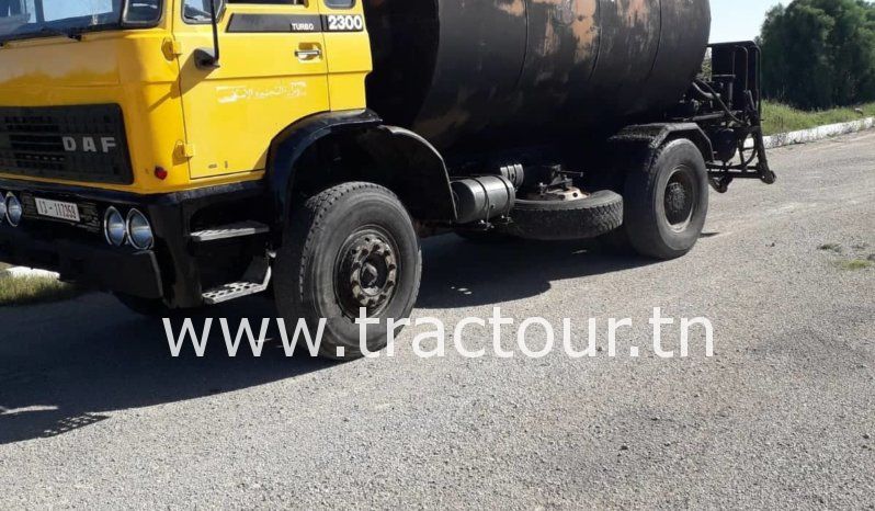 À vendre Camion avec répandeuse à bitume DAF 2300 Turbo complet