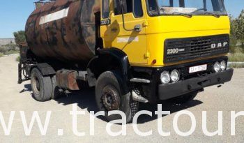 À vendre Camion avec répandeuse à bitume DAF 2300 Turbo complet