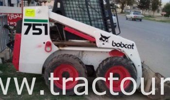 À vendre Chargeuse compacte avec godet Bobcat 751 complet