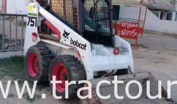 À vendre Chargeuse compacte avec godet Bobcat 751 complet