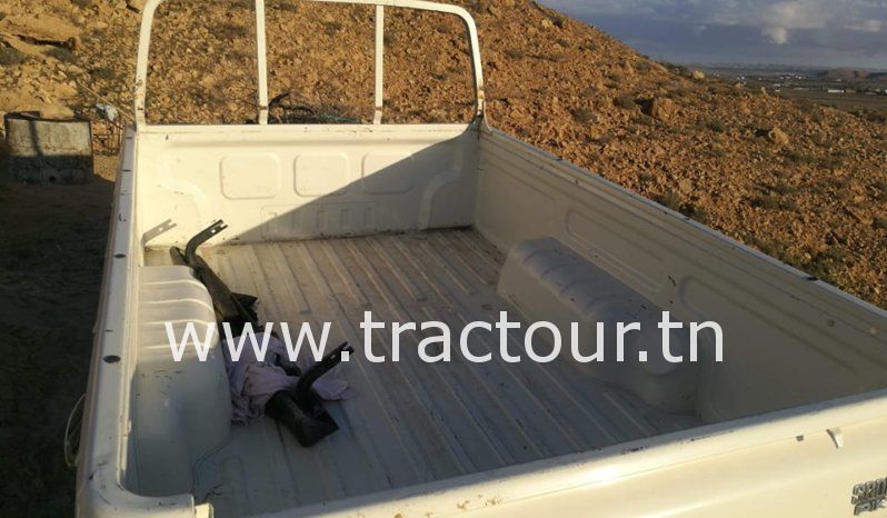 À vendre Camionnette 2 portes avec benne Mahindra Pickup SC complet