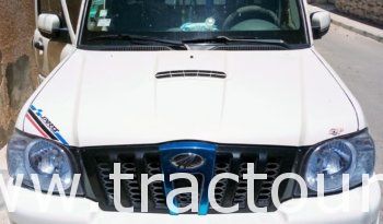 À vendre Camionnette 2 portes avec benne Mahindra Pickup SC complet