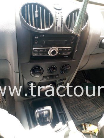 À vendre Camionnette 2 portes avec benne Mahindra Pickup SC complet