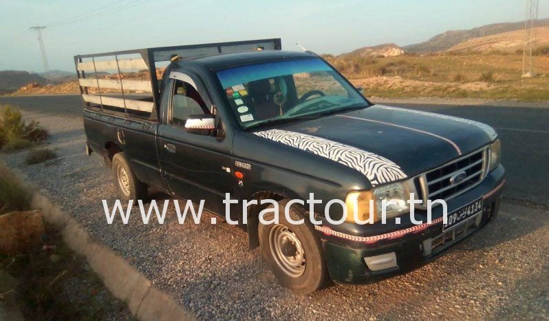 À vendre Camionnette 2 portes avec benne Ford Ranger complet