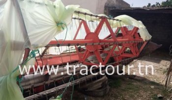 À vendre Tablier barre de coupe moissonneuse batteuse Deutz complet