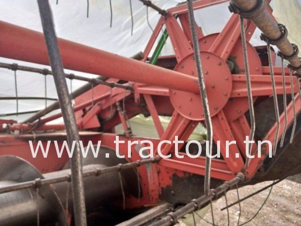 À vendre Tablier barre de coupe moissonneuse batteuse Deutz complet