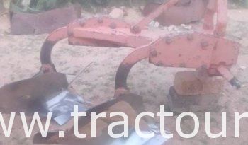 À vendre Charrue à 2 socs MIG-Huard complet