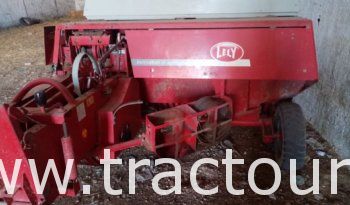 À vendre Presse à paille – Brissa Lely Welger AP 530D complet