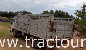 À vendre Camion plateau avec ridelles Isuzu NPR complet