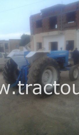 À vendre Tracteur Ford 7600 complet