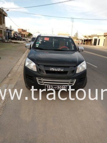 À vendre Camionnette 2 portes avec benne Isuzu D-max 2.5 TD complet