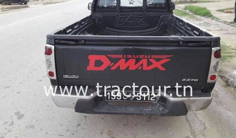 À vendre Camionnette 2 portes avec benne Isuzu Max 2.5 TD Khalij complet