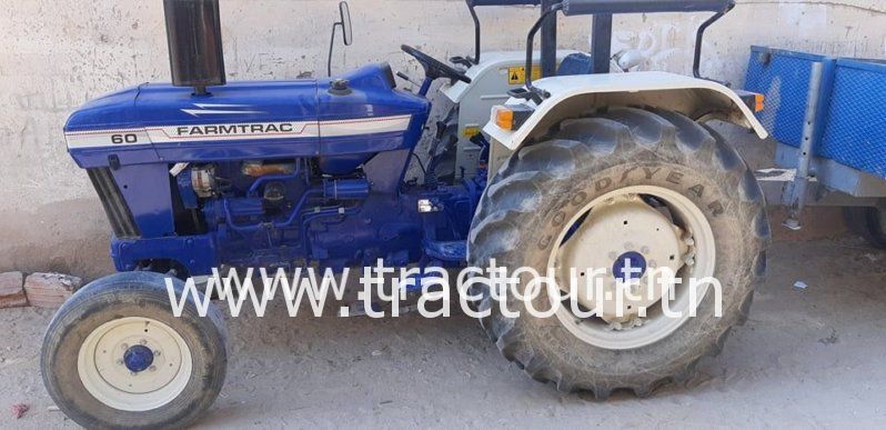 À vendre Tracteur Farmtrac 60 complet