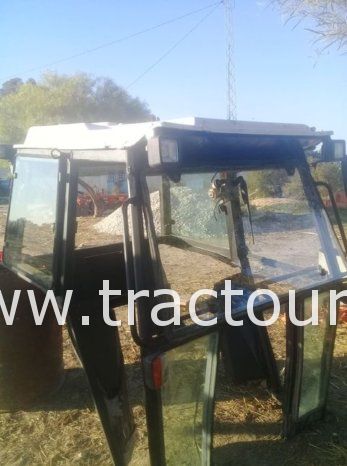 À vendre Cabine pour tracteur Landini complet