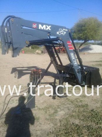 À vendre Chargeur Frontal MX 75 complet