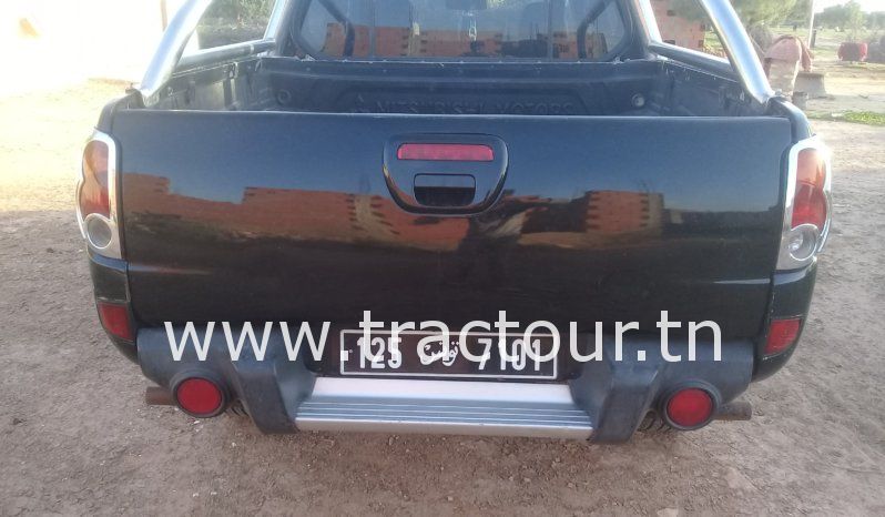 À vendre Pick-up 4×4 avec benne Mitsubishi L200 Sportero double pont complet