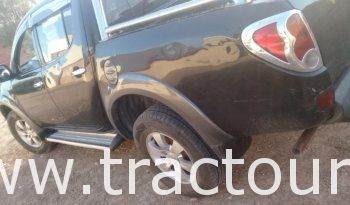 À vendre Pick-up 4×4 avec benne Mitsubishi L200 Sportero double pont complet