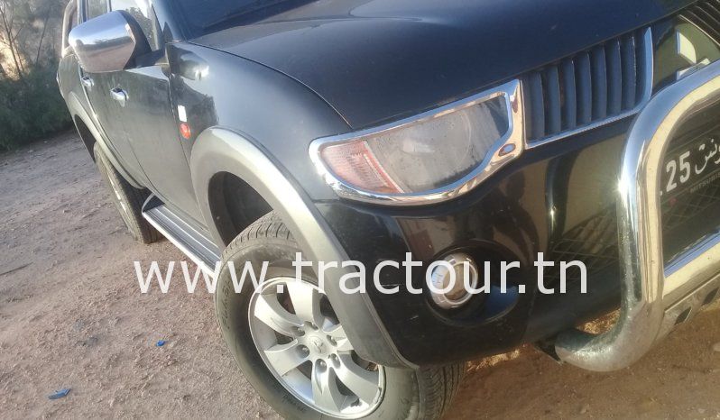 À vendre Pick-up 4×4 avec benne Mitsubishi L200 Sportero double pont complet