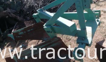 À vendre Charrue à 2 socs complet