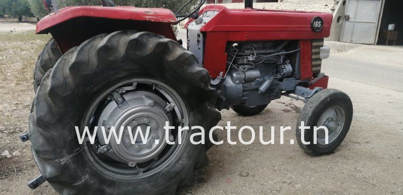 À vendre Tracteur Massey Ferguson 165 complet