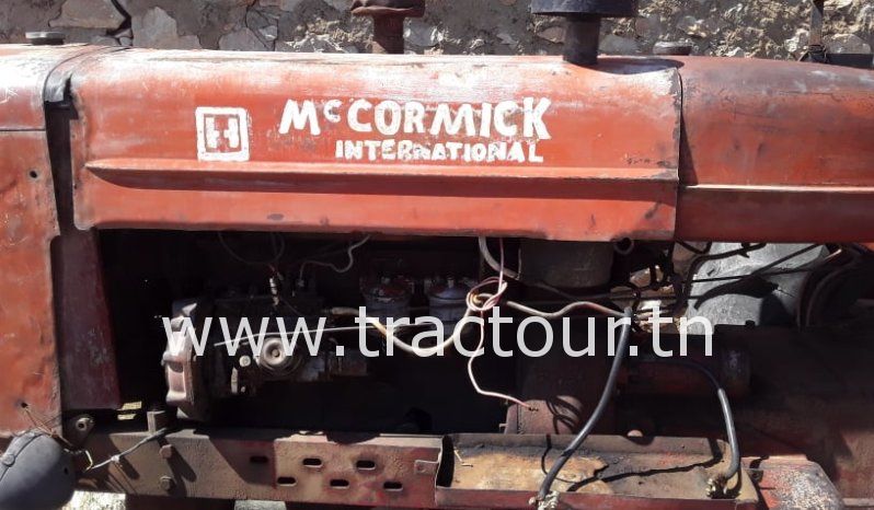 À vendre Tracteur McCormick International B450 avec cover crop et semi remorque agricole plateau complet