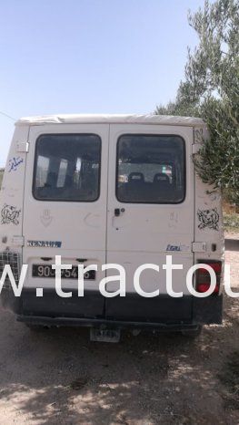 À vendre Utilitaire fourgon Renault Trafic T1100D complet