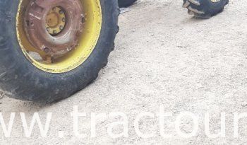 À vendre Tracteur John Deere 3140 complet