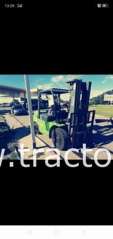 À vendre Chariot élévateur diesel Baoli 50 (5 Tonnes) complet