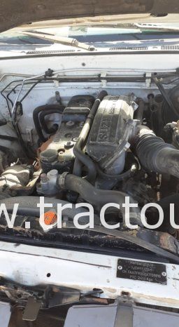 À vendre Camionnette 4 portes avec benne Isuzu complet