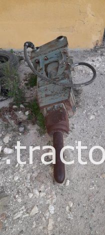 À vendre Brise-roche hydraulique pour pelle sur chenilles ou poclain complet