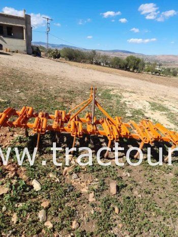 À vendre Canadienne à ressorts 11 dents MIG-Huard complet