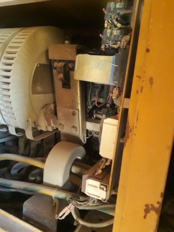 À vendre Groupe électrogène 6 cylindres Caterpillar 300 kVA complet