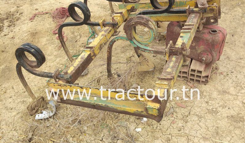 À vendre Tracteur avec matériels Massey Ferguson 440 avec canadienne et charrue à 3 disques complet