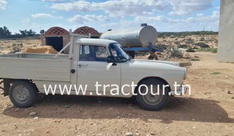 À vendre Camionnette 2 portes avec benne Peugeot 404 complet