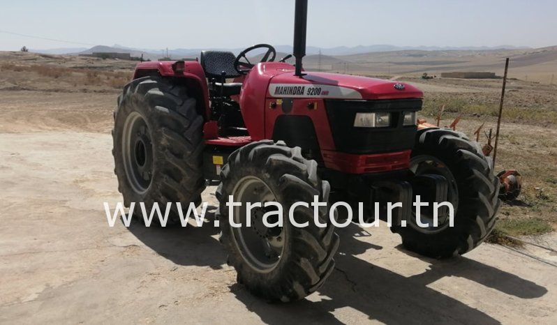 À vendre Tracteur Mahindra 9200 complet